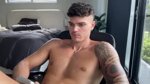 BrooklynTay online show from March 11, 2:29 am