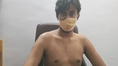 brownguy2505 online show from September 13, 6:09 pm