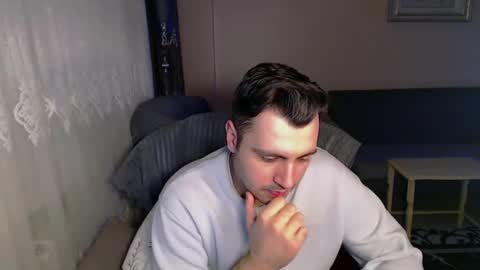 Snapshot of brownhaiir chatting on January 20, 9:32 pm brownhaiir online show from January 20, 9:32 pm