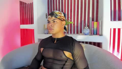 bruce_stroud online show from October 24, 3:19 am