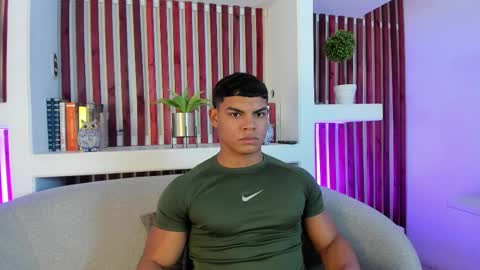 bruce_stroud online show from November 21, 3:16 am