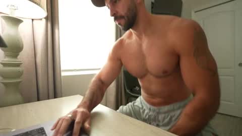 onlyfans BRUCESTRYKER online show from November 1, 3:27 pm