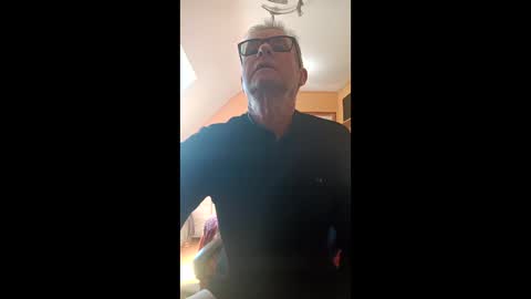 bruno5629 online show from April 23, 12:29 pm