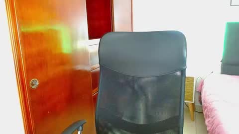 bruno_booss online show from January 15, 1:09 am