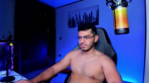 Snapshot of bruno_diaz31 chatting on March 3, 2:53 pm Bruno online show from March 3, 2:53 pm