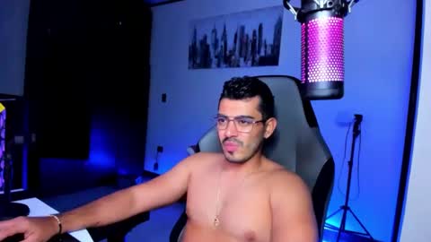 Snapshot of bruno_diaz31 chatting on February 5, 6:35 am Bruno online show from February 5, 6:35 am