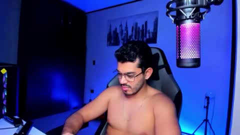 Snapshot of bruno_diaz31 chatting on January 13, 3:34 am Bruno online show from January 13, 3:34 am