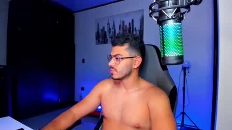 Snapshot of bruno_diaz31 chatting on January 25, 12:16 pm Bruno online show from January 25, 12:16 pm