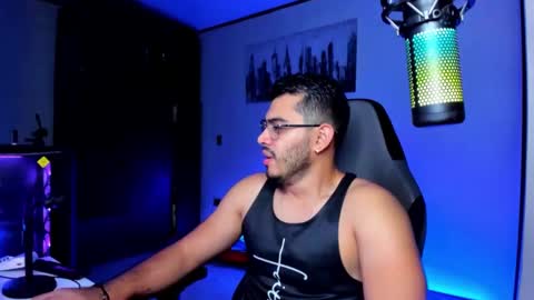 Snapshot of bruno_diaz31 chatting on March 4, 4:17 am Bruno online show from March 4, 4:17 am