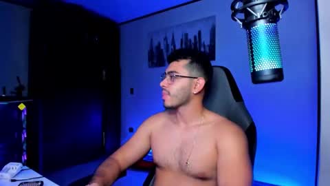 Snapshot of bruno_diaz31 chatting on February 27, 1:07 pm Bruno online show from February 27, 1:07 pm