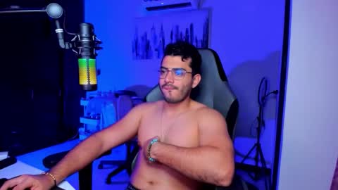 Bruno online show from March 22, 3:22 am