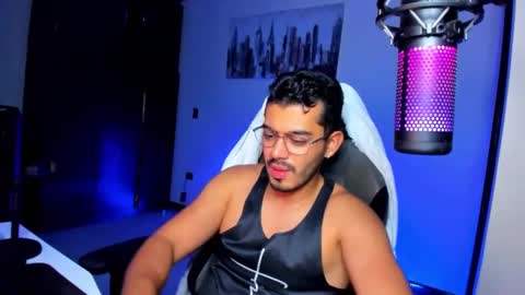 Snapshot of bruno_diaz31 chatting on January 5, 3:43 am Bruno online show from January 5, 3:43 am