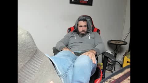 BRUTALMASTER1983 online show from October 22, 6:21 pm