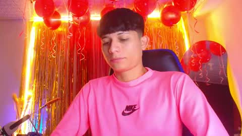 Snapshot of bryam_hot chatting on September 30, 1:12 am BRYAM INDEPENDENT MODEL online show from September 30, 1:12 am