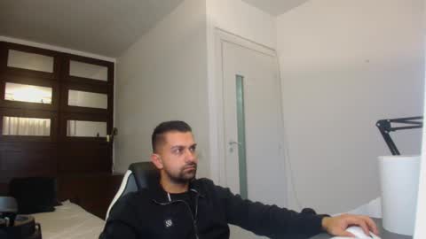 BryceReign online show from April 21, 4:29 am