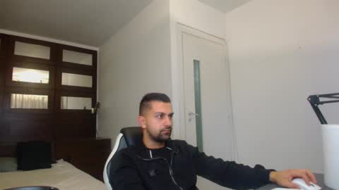 BryceReign online show from April 20, 4:26 am