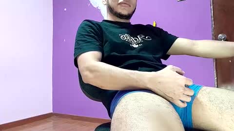 Snapshot of buckbigdick chatting on September 24, 11:58 pm buckbigdick online show from September 24, 11:58 pm