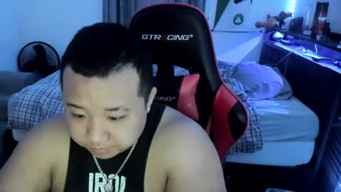 buffsexyman24 online show from March 4, 1:23 am