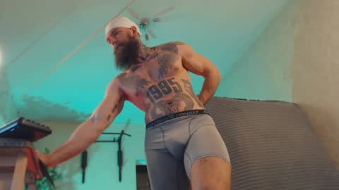 Dmitriy  online show from December 11, 6:27 am
