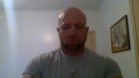 bulldogg86 online show from November 27, 1:42 am