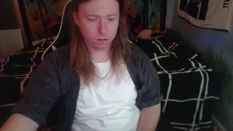 burningflute online show from February 19, 1:17 pm