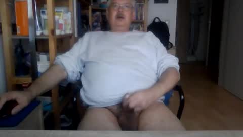 busi online show from November 8, 7:33 am