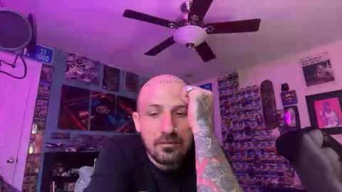 Thoatgettah online show from November 30, 6:10 pm