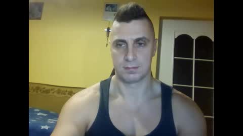 Snapshot of bzykacz1988 chatting on December 7, 11:23 pm bzykacz1988 online show from December 7, 11:23 pm