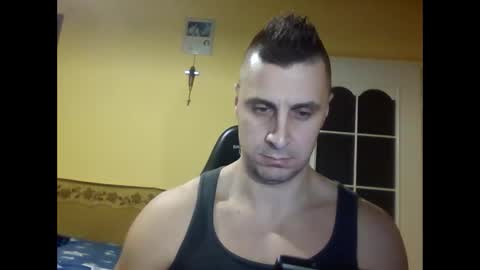 Snapshot of bzykacz1988 chatting on December 10, 11:31 pm bzykacz1988 online show from December 10, 11:31 pm