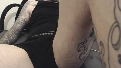 Just Me online show from November 9, 2:37 am