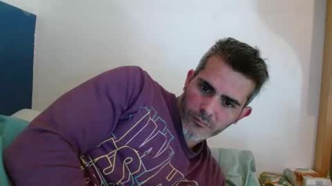 Collin Farrel online show from February 16, 11:05 am