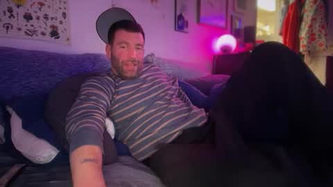 c2cmee online show from April 23, 7:13 am