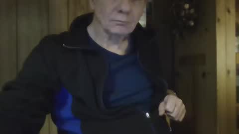 Snapshot of c4u58 chatting on December 24, 2:32 am c4u58 online show from December 24, 2:32 am
