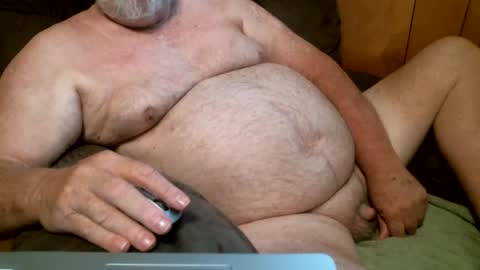 Snapshot of cajungrey75 chatting on September 25, 4:39 pm cajungrey online show from September 25, 4:39 pm