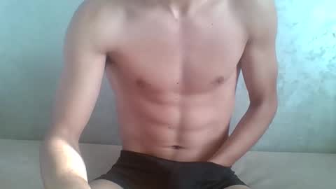 Snapshot of calvin_sexy_arab chatting on December 23, 9:27 am calvin_sexy_arab online show from December 23, 9:27 am