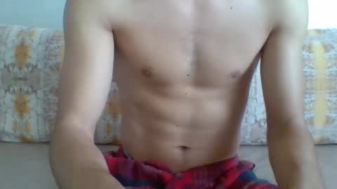 Snapshot of calvin_sexy_arab chatting on February 24, 3:20 pm calvin_sexy_arab online show from February 24, 3:20 pm