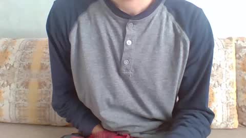 Snapshot of calvin_sexy_arab chatting on February 20, 9:33 am calvin_sexy_arab online show from February 20, 9:33 am