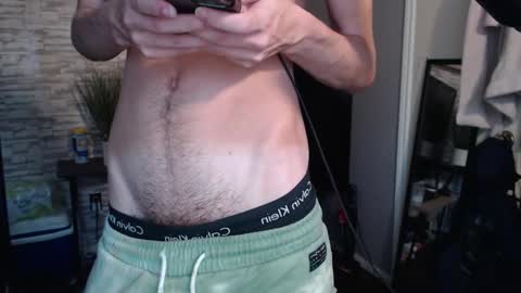 Snapshot of calvin_tanner chatting on September 13, 3:57 pm calvin_tanner online show from September 13, 3:57 pm