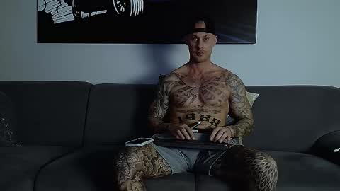 Calvin  online show from October 8, 12:15 am