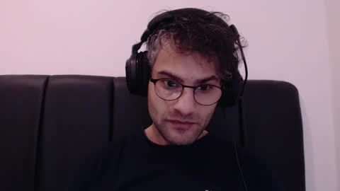 Calvinjohnlad online show from December 20, 11:21 am