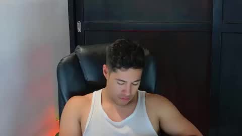 camara110 online show from October 15, 4:09 am