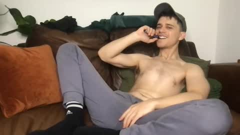 CamDoAttitude online show from October 8, 11:14 am