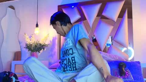 Snapshot of camilo_nom chatting on October 5, 4:27 am camilo online show from October 5, 4:27 am