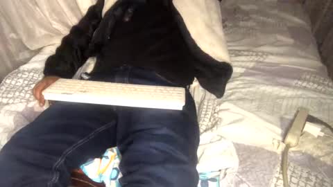 camivaron online show from January 9, 7:52 am