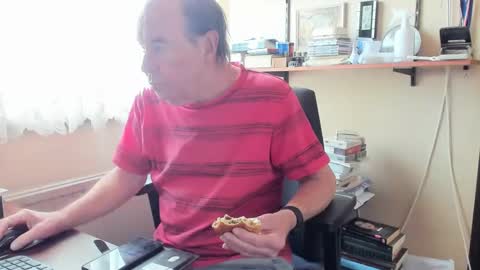 Cammee online show from February 1, 9:21 am