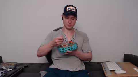 Cam online show from October 13, 6:08 am