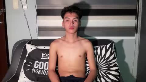 Ethan online show from October 13, 5:08 pm