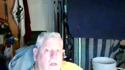 canoelicker69 online show from January 12, 8:13 pm