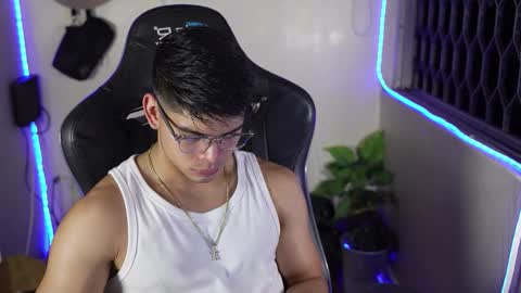 David Capizzi online show from March 28, 2:56 am