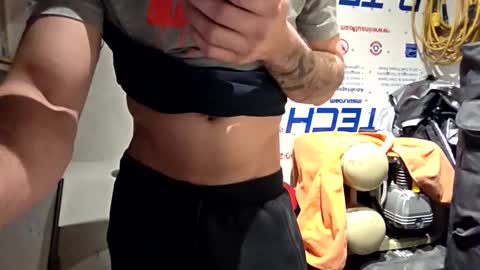 cappinrc8 online show from February 6, 9:06 am